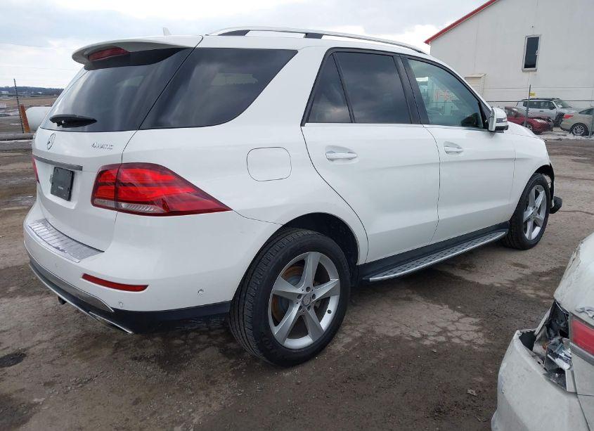 Photo 4 of 2016 Mercedes-benz Gle 350 4MATIC (VIN 4JGDA5HB7GA797008)