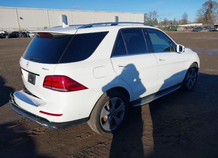 Photo 4 of 2018 Mercedes-benz Gle 350 4MATIC (VIN 4JGDA5HB7JB141117)