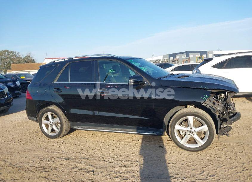 Photo 14 of 2018 Mercedes-benz Gle 350 4MATIC (VIN 4JGDA5HB7JB184582)