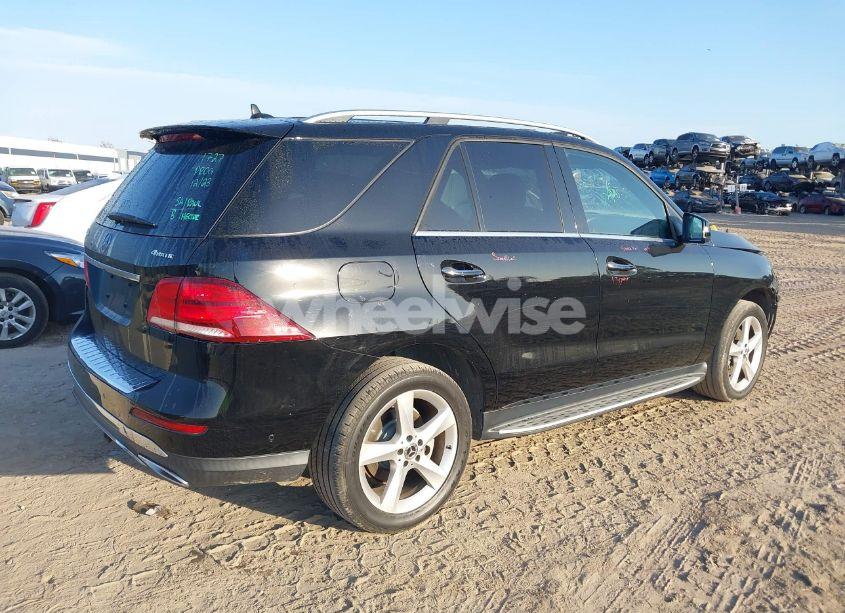 Photo 4 of 2018 Mercedes-benz Gle 350 4MATIC (VIN 4JGDA5HB7JB184582)