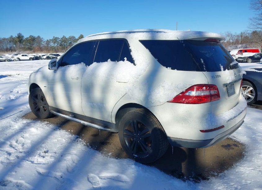 Photo 3 of 2012 Mercedes-benz Ml 350 4MATIC (VIN 4JGDA5HB8CA027376)