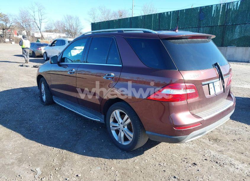 Photo 3 of 2013 Mercedes-benz Ml 350 4MATIC (VIN 4JGDA5HB8DA109674)