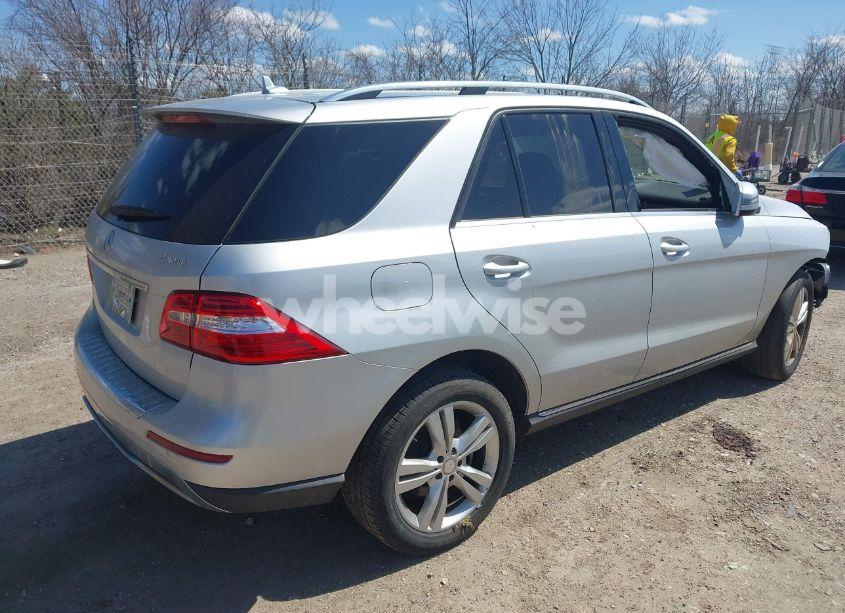Photo 4 of 2014 Mercedes-benz Ml 350 4MATIC (VIN 4JGDA5HB8EA425755)