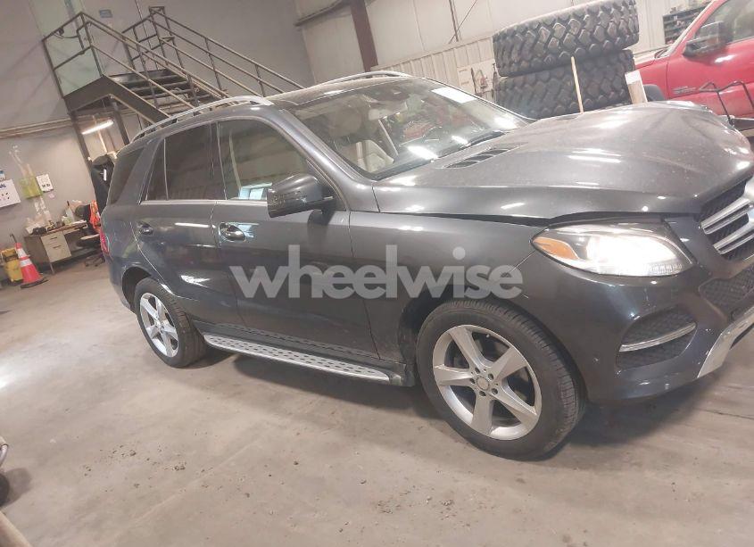 Photo 14 of 2016 Mercedes-benz Gle 350 4MATIC (VIN 4JGDA5HB8GA770397)