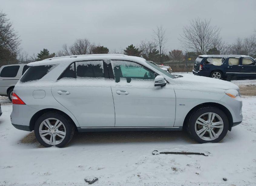 Photo 13 of 2012 Mercedes-benz Ml 350 4MATIC (VIN 4JGDA5HB9CA025720)