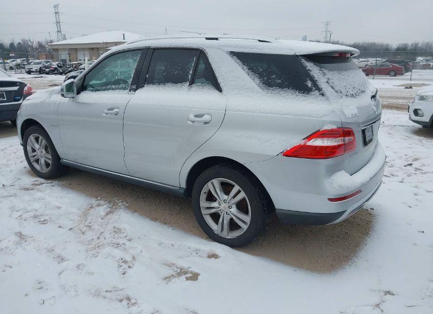 Photo 3 of 2012 Mercedes-benz Ml 350 4MATIC (VIN 4JGDA5HB9CA025720)