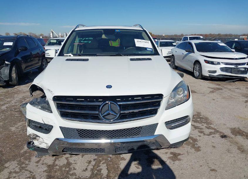 Photo 12 of 2012 Mercedes-benz Ml 350 4MATIC (VIN 4JGDA5HB9CA060242)