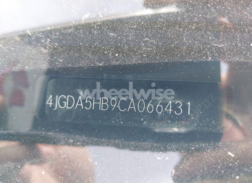 Photo 9 of 2012 Mercedes-benz Ml 350 4MATIC (VIN 4JGDA5HB9CA066431)