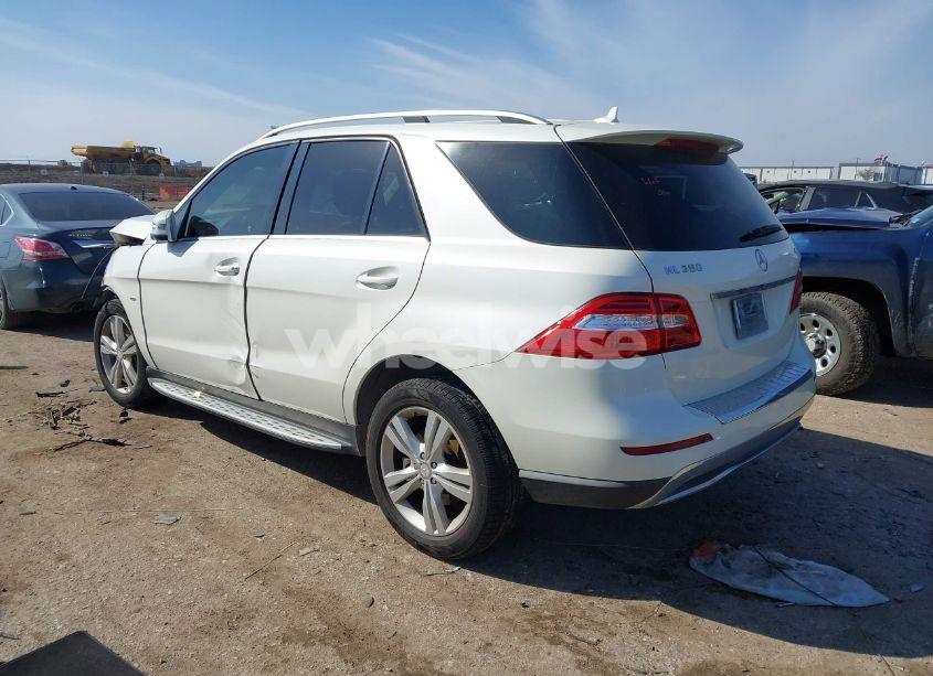Photo 3 of 2012 Mercedes-benz Ml 350 4MATIC (VIN 4JGDA5HB9CA075100)
