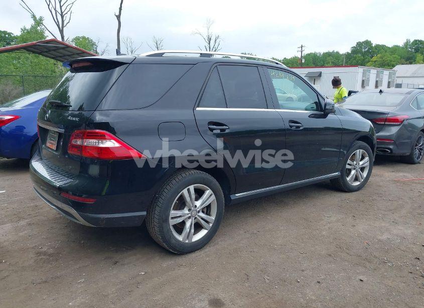 Photo 4 of 2014 Mercedes-benz Ml 350 4MATIC (VIN 4JGDA5HB9EA283643)