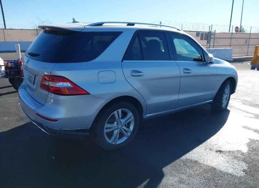 Photo 4 of 2012 Mercedes-benz Ml 350 4MATIC (VIN 4JGDA5HBXCA011955)
