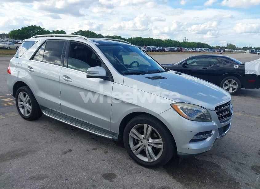 2013 Mercedes-benz Ml 350 4MATIC (VIN 4JGDA5HBXDA124869) main photo
