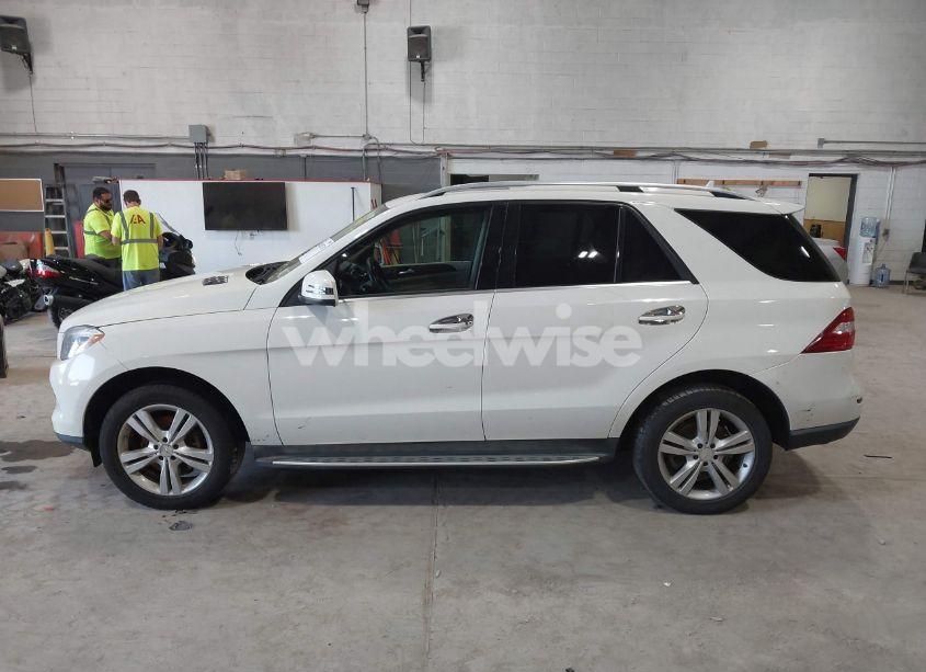 Photo 14 of 2013 Mercedes-benz Ml 350 4MATIC (VIN 4JGDA5HBXDA128906)