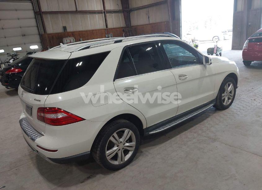 Photo 4 of 2013 Mercedes-benz Ml 350 4MATIC (VIN 4JGDA5HBXDA128906)