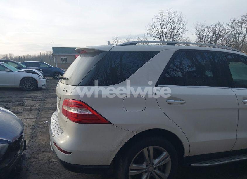 Photo 20 of 2014 Mercedes-benz Ml 350 4MATIC (VIN 4JGDA5HBXEA343798)