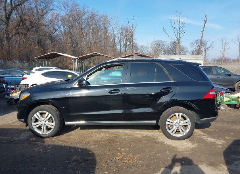 Photo 14 of 2014 Mercedes-benz Ml 350 4MATIC (VIN 4JGDA5HBXEA376610)