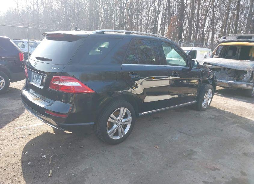 Photo 4 of 2014 Mercedes-benz Ml 350 4MATIC (VIN 4JGDA5HBXEA376610)