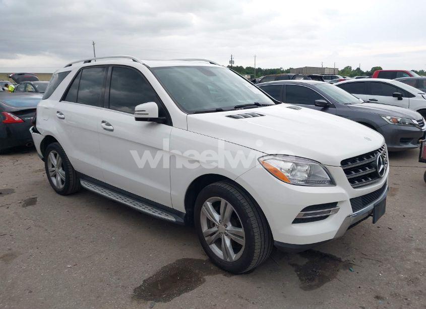 2014 Mercedes-benz Ml 350 (VIN 4JGDA5JB0EA313512) main photo