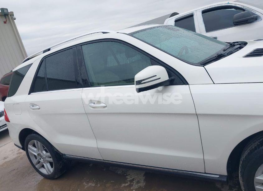 Photo 13 of 2014 Mercedes-benz Ml 350 (VIN 4JGDA5JB0EA378635)