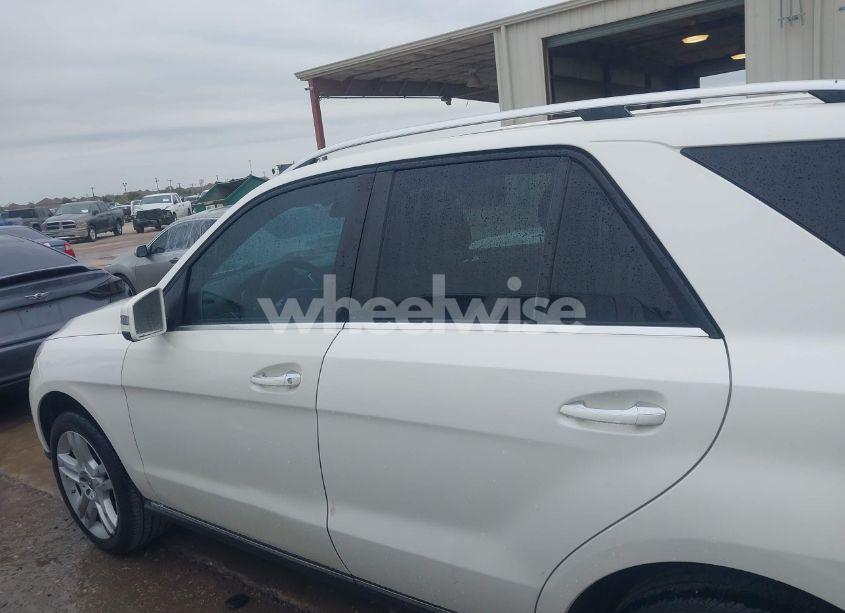 Photo 14 of 2014 Mercedes-benz Ml 350 (VIN 4JGDA5JB0EA378635)