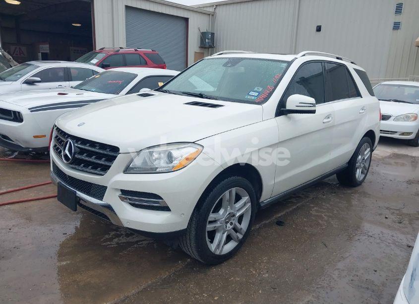 Photo 2 of 2014 Mercedes-benz Ml 350 (VIN 4JGDA5JB0EA378635)