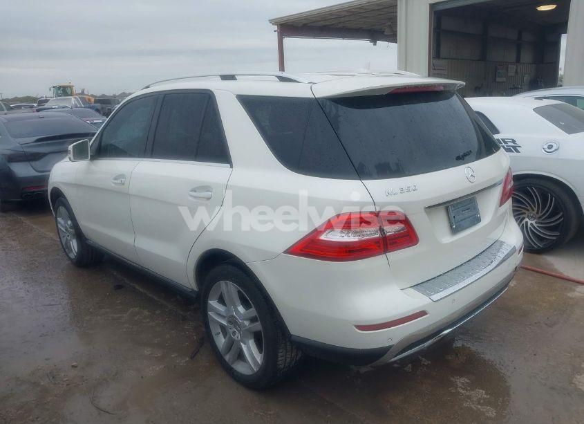 Photo 3 of 2014 Mercedes-benz Ml 350 (VIN 4JGDA5JB0EA378635)