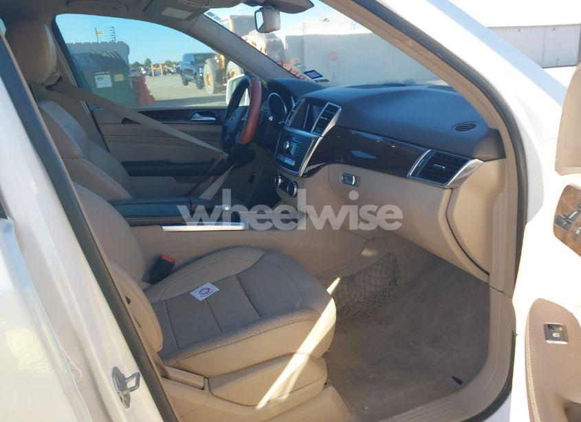 Photo 5 of 2014 Mercedes-benz Ml 350 (VIN 4JGDA5JB0EA378635)