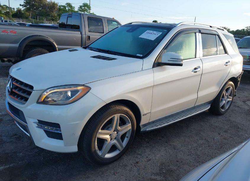 Photo 2 of 2015 Mercedes-benz Ml 350 (VIN 4JGDA5JB0FA486688)