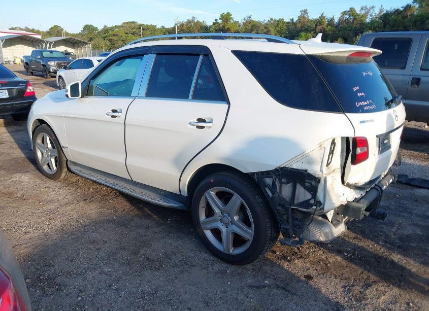 Photo 3 of 2015 Mercedes-benz Ml 350 (VIN 4JGDA5JB0FA486688)