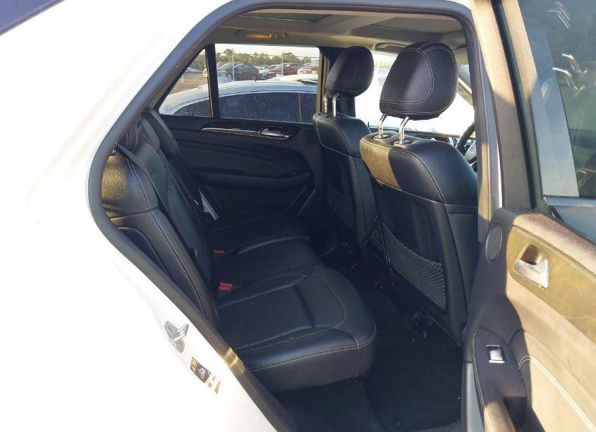 Photo 8 of 2015 Mercedes-benz Ml 350 (VIN 4JGDA5JB0FA486688)