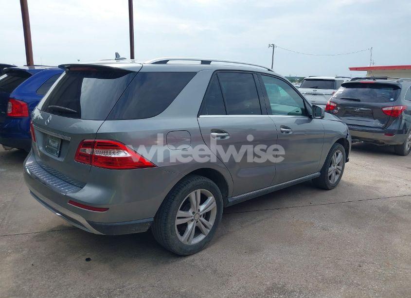 Photo 4 of 2014 Mercedes-benz Ml 350 (VIN 4JGDA5JB1EA412095)