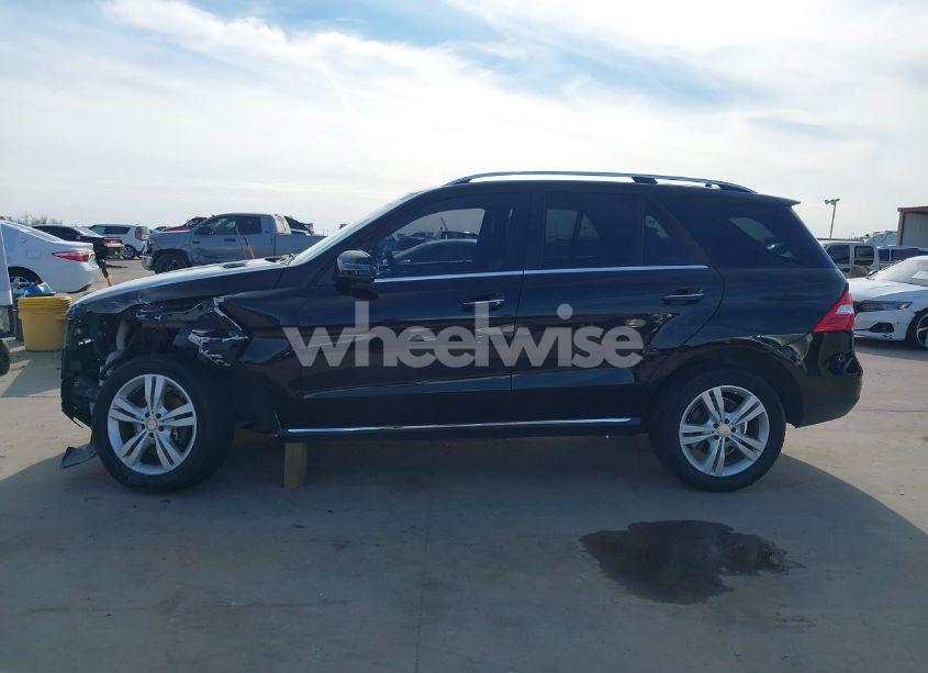 Photo 15 of 2013 Mercedes-benz Ml 350 (VIN 4JGDA5JB3DA135111)