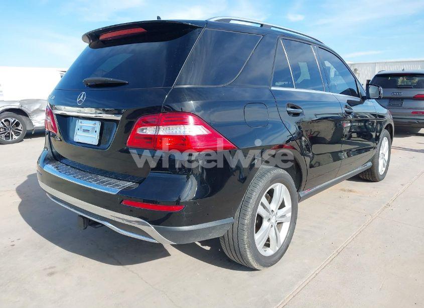 Photo 4 of 2013 Mercedes-benz Ml 350 (VIN 4JGDA5JB3DA135111)