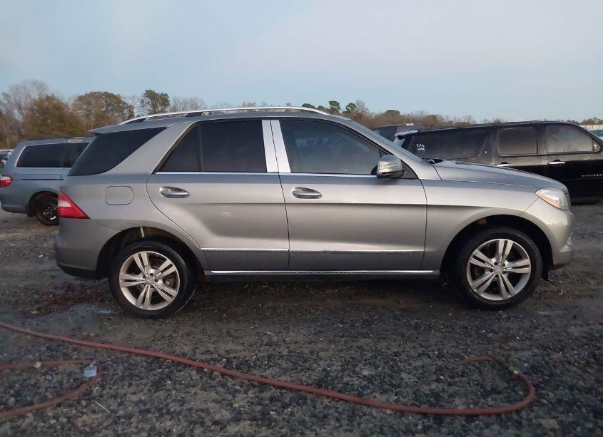 Photo 13 of 2014 Mercedes-benz Ml 350 (VIN 4JGDA5JB3EA404516)