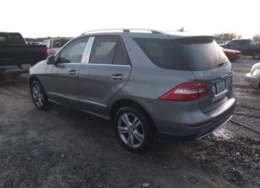 Photo 3 of 2014 Mercedes-benz Ml 350 (VIN 4JGDA5JB3EA404516)