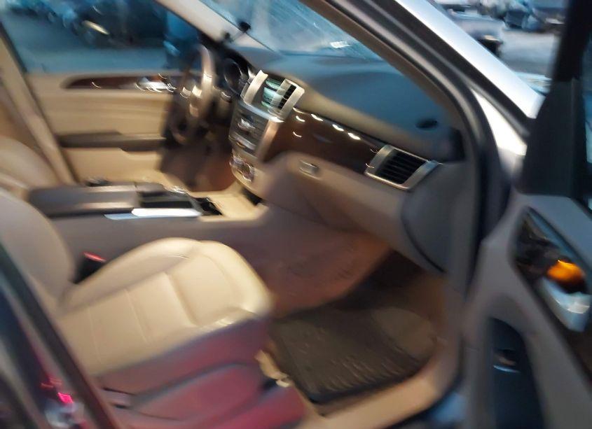 Photo 5 of 2014 Mercedes-benz Ml 350 (VIN 4JGDA5JB3EA404516)