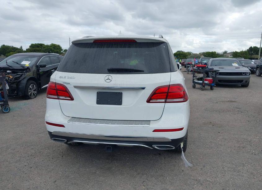 Photo 16 of 2018 Mercedes-benz Gle 350 (VIN 4JGDA5JB3JB110697)