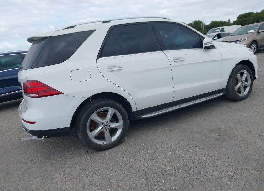 Photo 4 of 2018 Mercedes-benz Gle 350 (VIN 4JGDA5JB3JB110697)