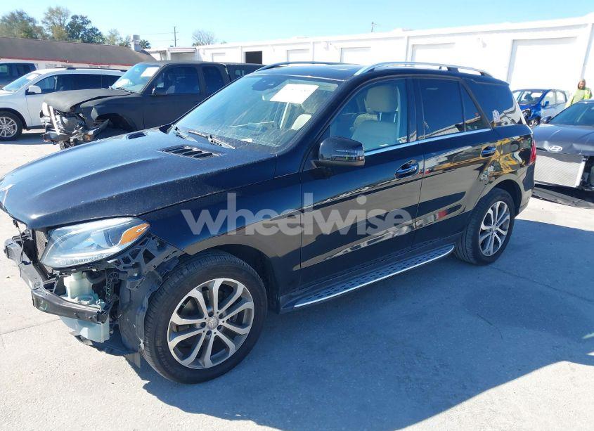 Photo 2 of 2016 Mercedes-benz Gle 350 (VIN 4JGDA5JB4GA658884)