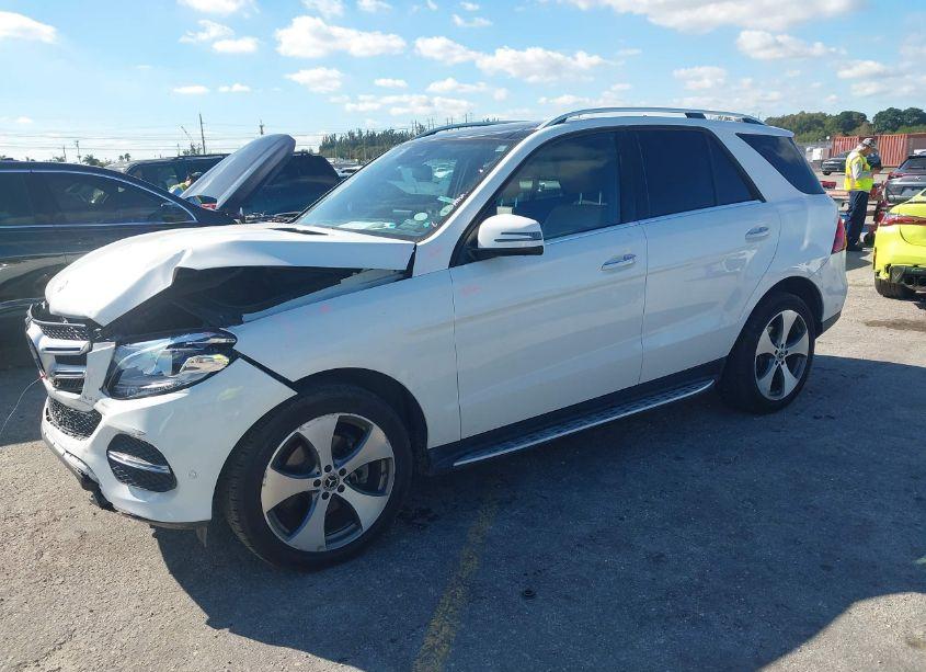 Photo 2 of 2018 Mercedes-benz Gle 350 (VIN 4JGDA5JB4JB103399)