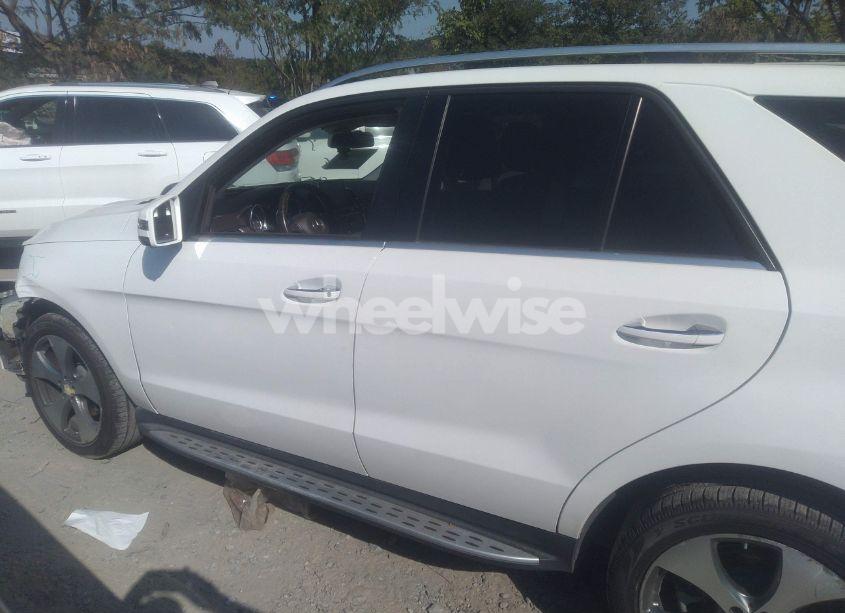 Photo 14 of 2016 Mercedes-benz Gle 350 (VIN 4JGDA5JB5GA708787)