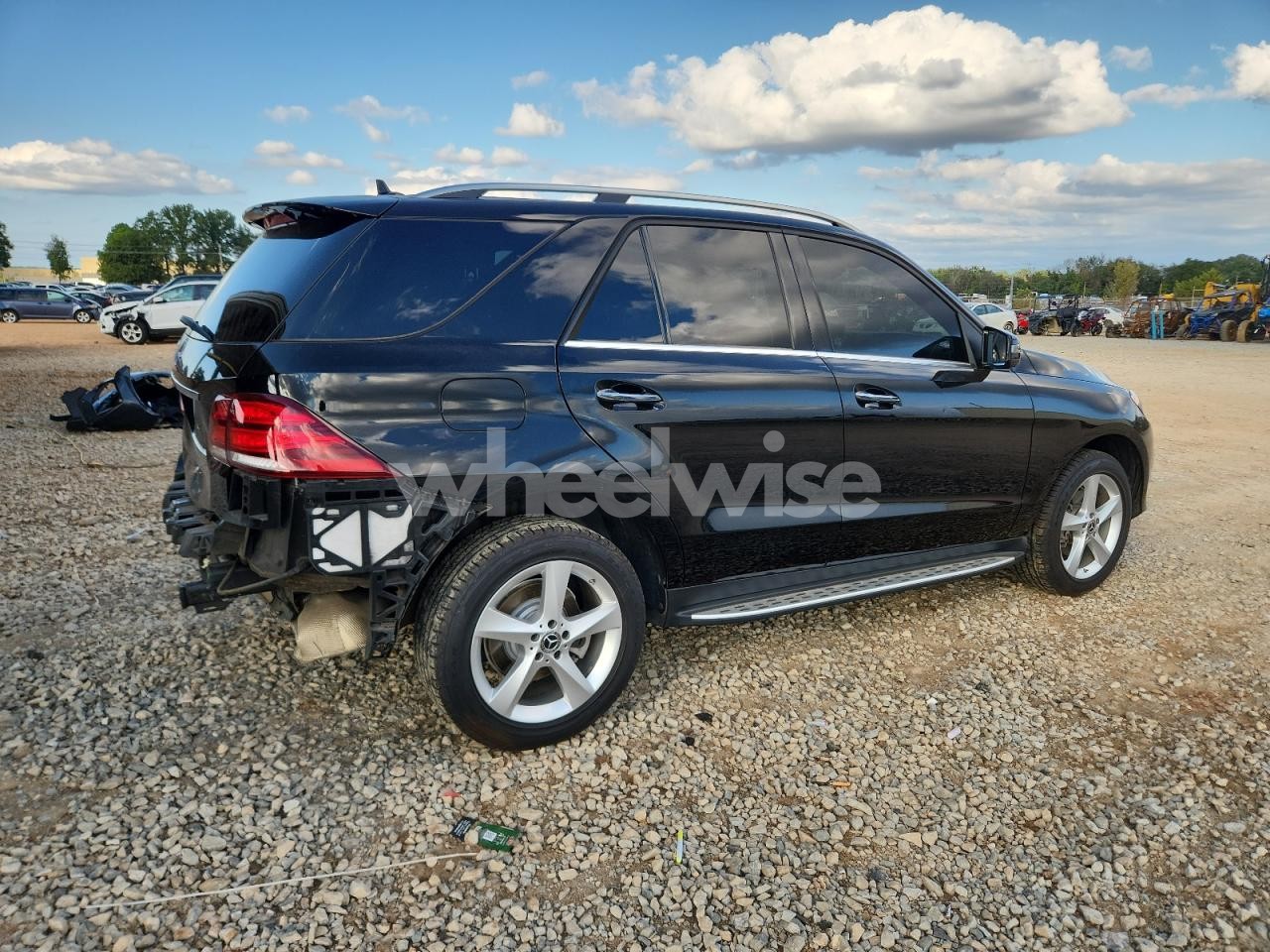 Photo 3 of 2018 MERCEDES-BENZ GLE 350 (VIN 4JGDA5JB5JB011296)