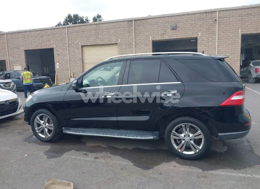 Photo 15 of 2013 Mercedes-benz Ml 350 (VIN 4JGDA5JB6DA160049)
