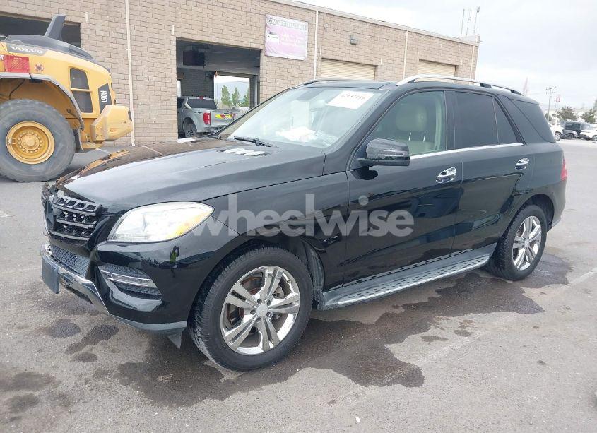 Photo 2 of 2013 Mercedes-benz Ml 350 (VIN 4JGDA5JB6DA160049)