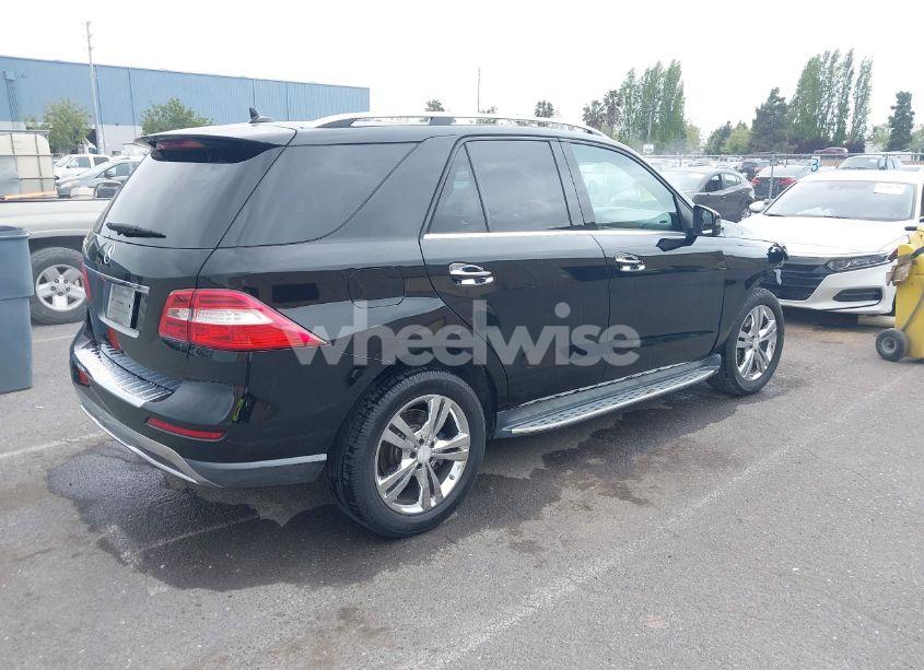 Photo 4 of 2013 Mercedes-benz Ml 350 (VIN 4JGDA5JB6DA160049)