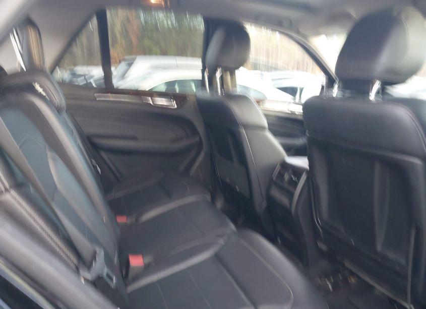 Photo 8 of 2015 Mercedes-benz Ml 350 (VIN 4JGDA5JB6FA489501)