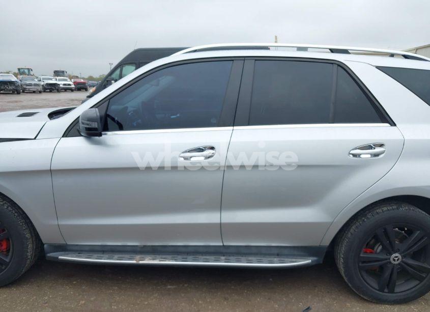 Photo 14 of 2013 Mercedes-benz Ml 350 (VIN 4JGDA5JB7DA234420)