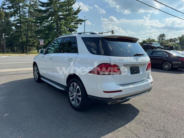 Photo 5 of 2016 MERCEDES-BENZ GLE 350 N/A (VIN 4JGDA5JB7GA773950)