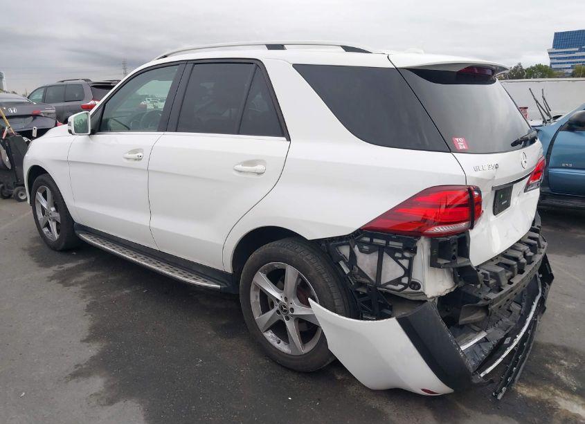 Photo 3 of 2018 Mercedes-benz Gle 350 (VIN 4JGDA5JB7JB135456)