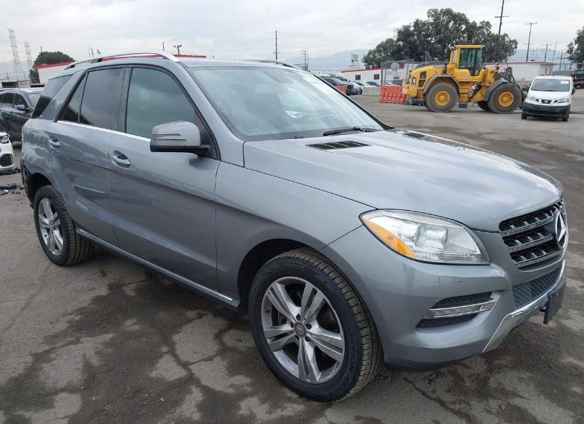 2013 Mercedes-benz Ml 350 (VIN 4JGDA5JB8DA107515) main photo
